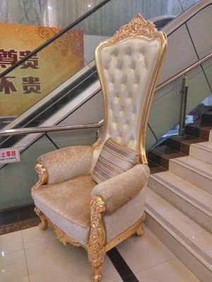 Kursi Tahta Raja Raja Ratu Mewah